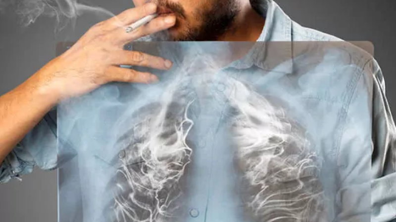 trzymanie dymu w płucach